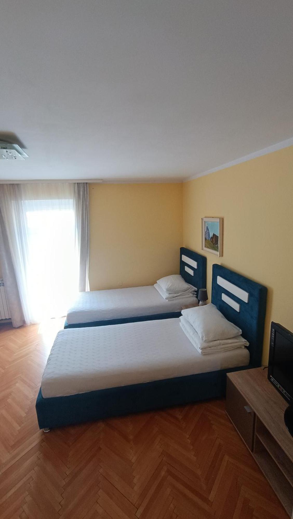 Ferhadija Apartment Sarajevo Exterior photo